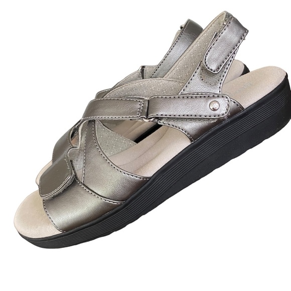 GRASSHOPPER Silver Comfort Ortholite Sandals 9.5 Medium - Picture 6 of 6